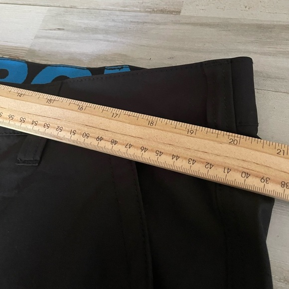 Iron Co Shorts Men's Size 40 Stretch Performance Hybrid Cargo Blacksoot - Picture 6 of 8